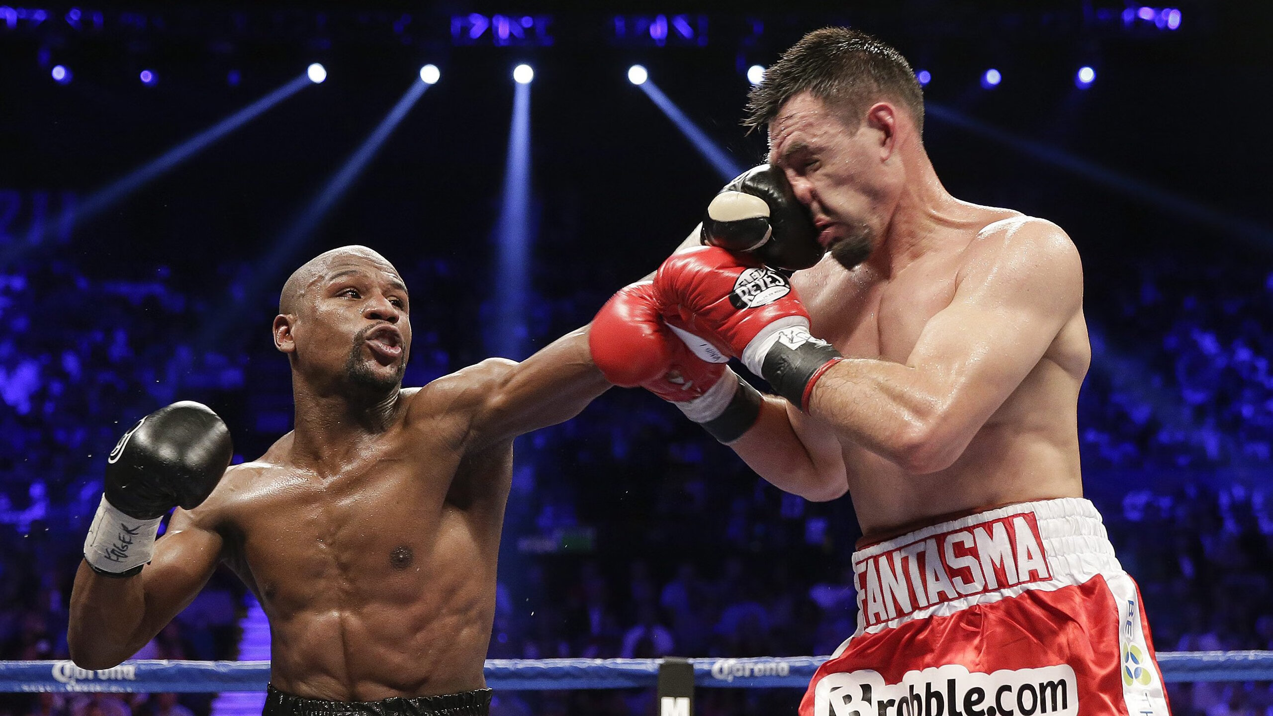 深圳队压制湖人，贝恩成为关键先生