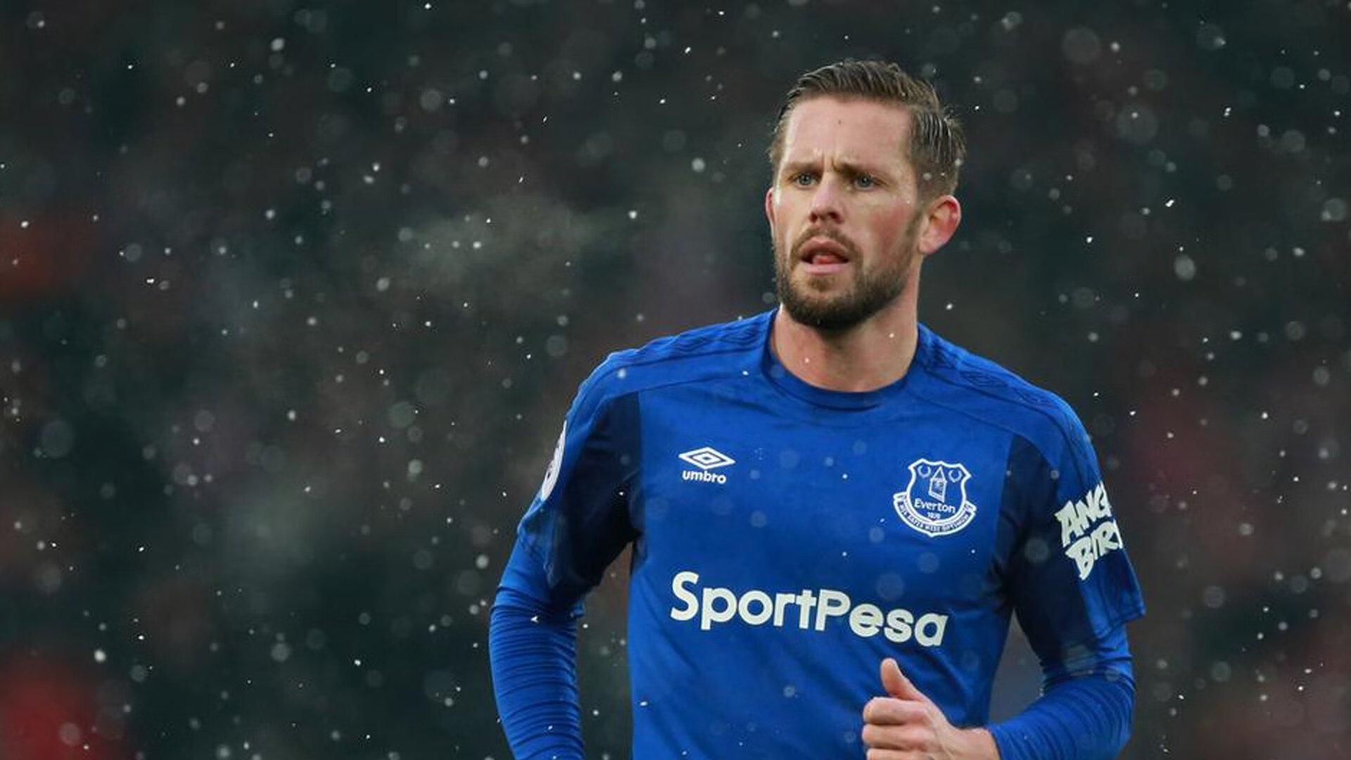 跨界传奇，从足球决胜局到篮球接管时刻—当克瓦拉茨赫利亚在NBA季后赛复刻巴西式奇迹